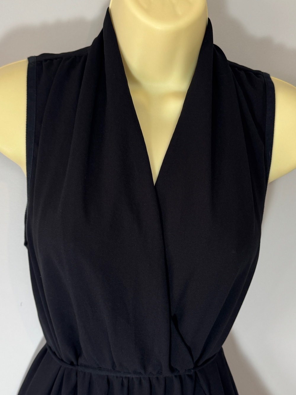 Aritzia Wilfred Sabine Dress Black Cowl Neck Tie Waist Pocket Dress XS - Picture 5 of 9